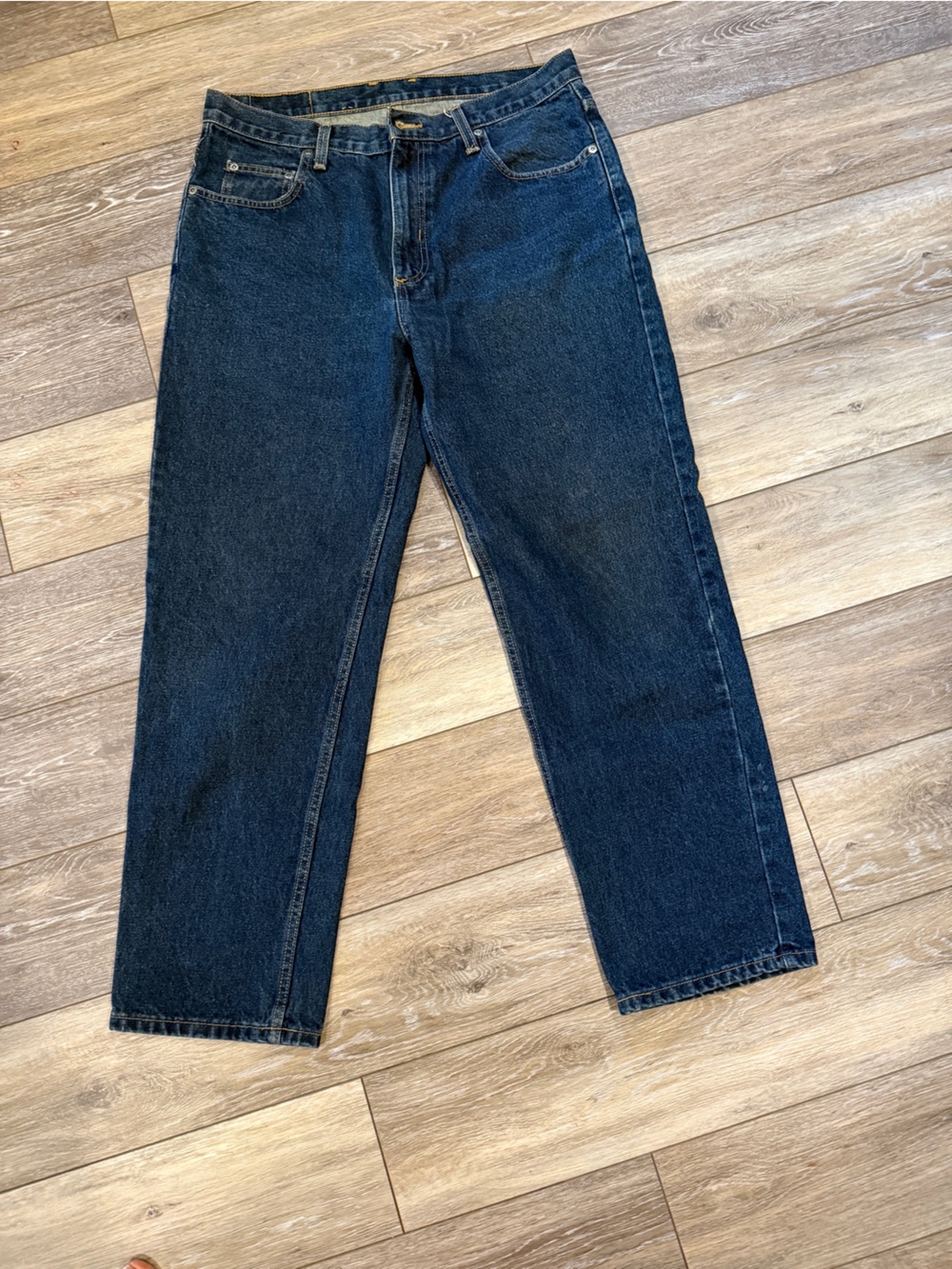 Mountain Lake Men's Dark Blue Relaxed Jeans